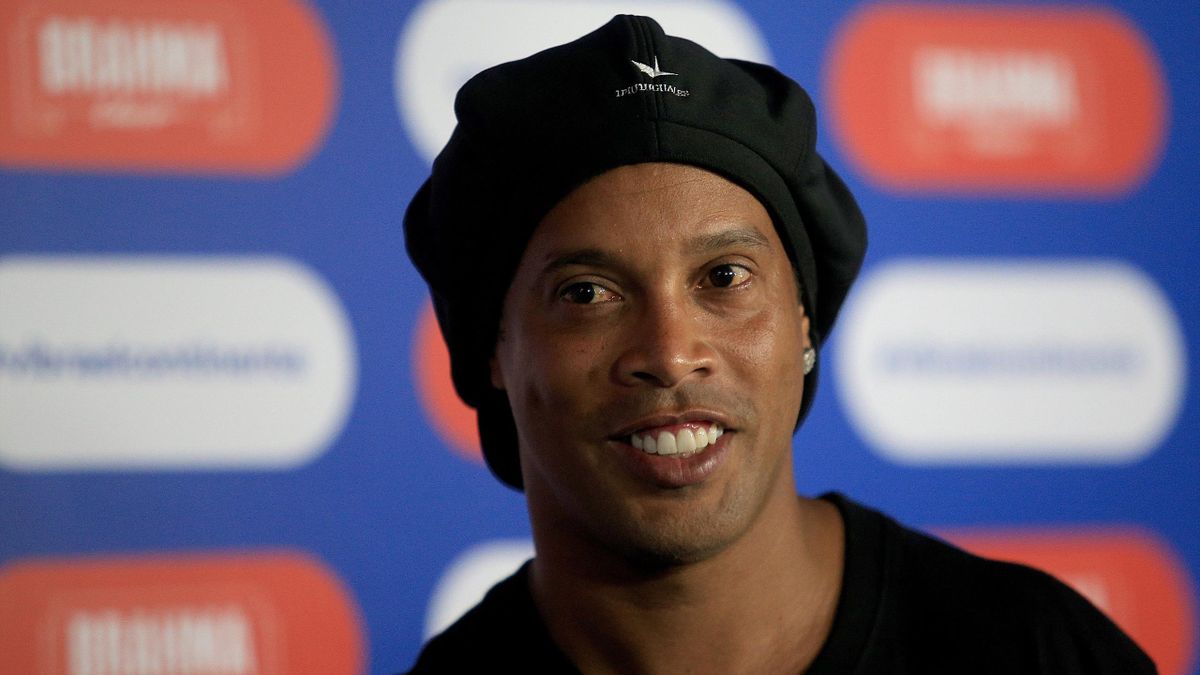 Ronaldinho Ballon d'Or 2025