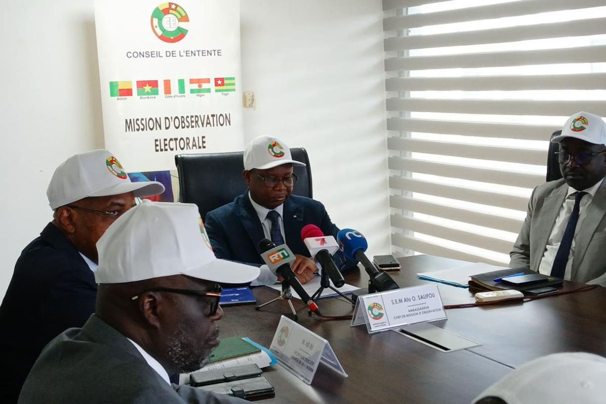 Présidentielle 2025 en Côte d’Ivoire : le Conseil de l’Entente salue un scrutin calme et transparent