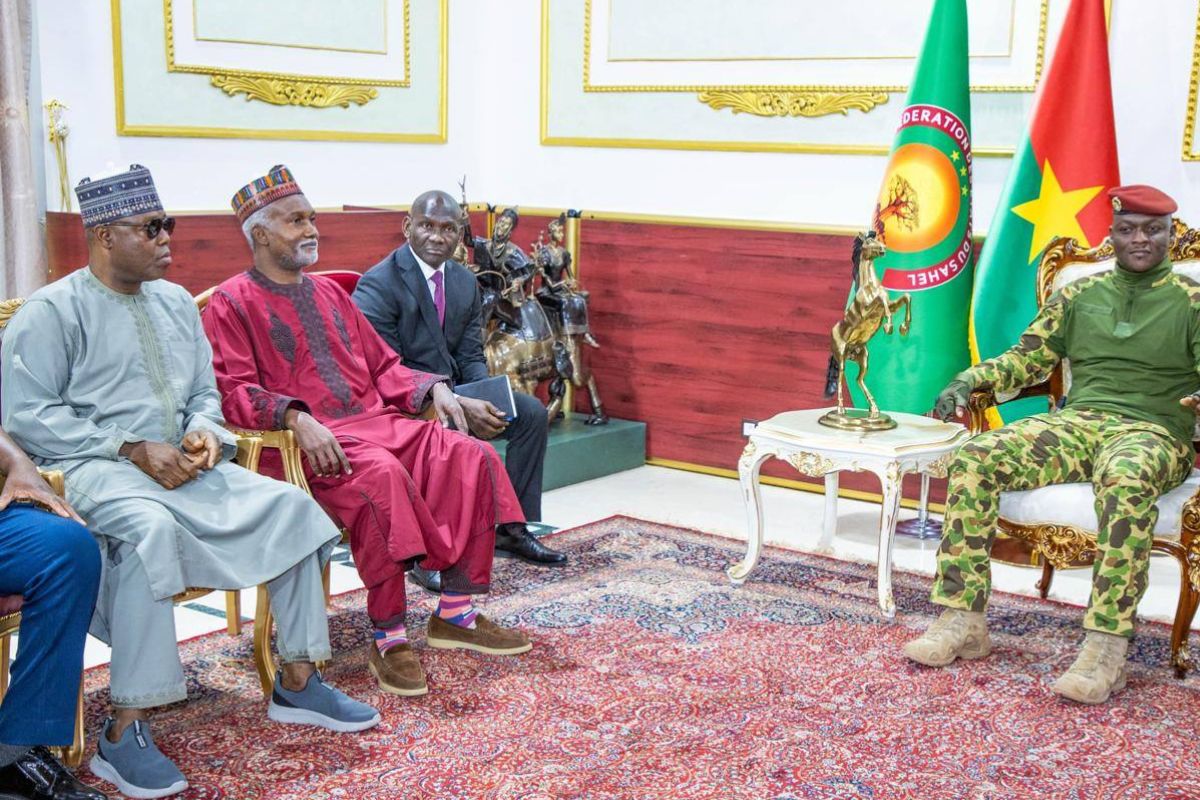 AES : les excuses officielles du Nigéria au Burkina Faso pour avoir violé son…