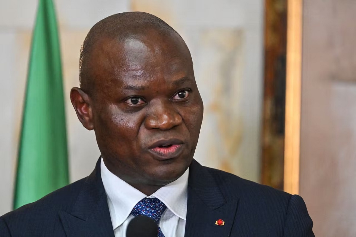 Gabon : Brice Oligui réclame le licenciement des employés « fatigués » de la fonction publique